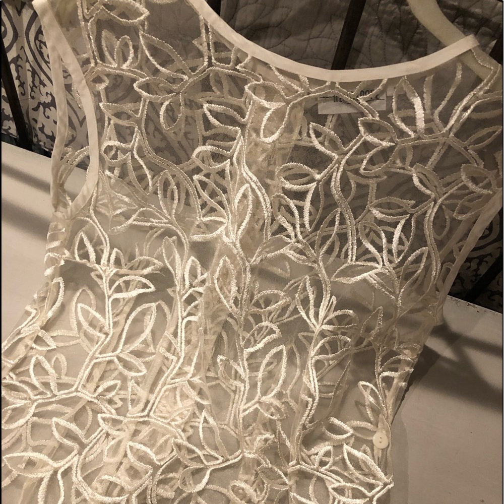 HELIOTROPE.... lace top